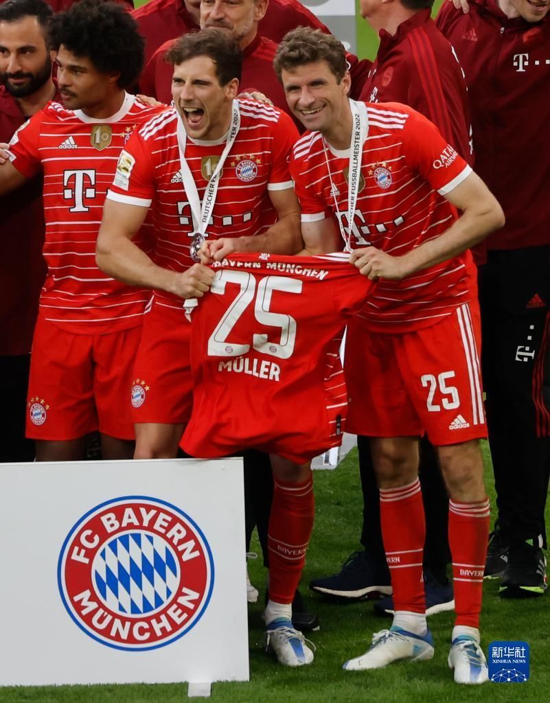 团结奋进的 团结奋进的