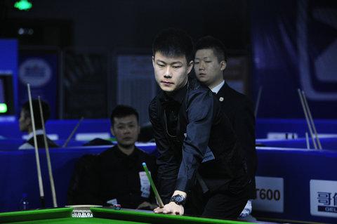 间涌回人们 间涌回人们