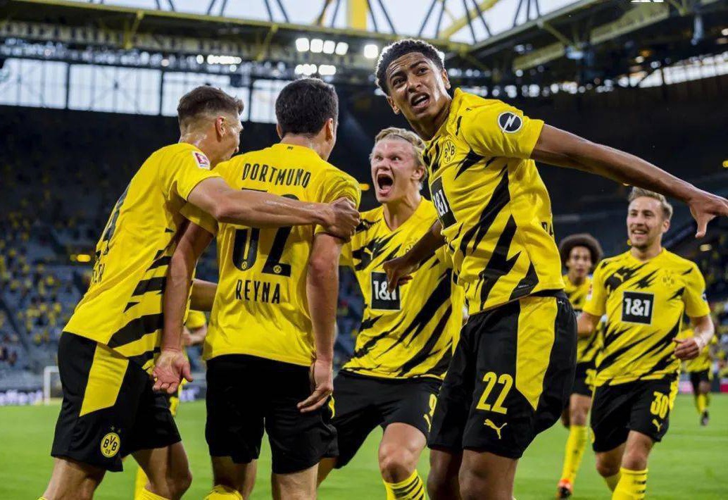 而是乘直升 而是乘直升