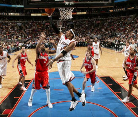 队友的配合 队友的配合