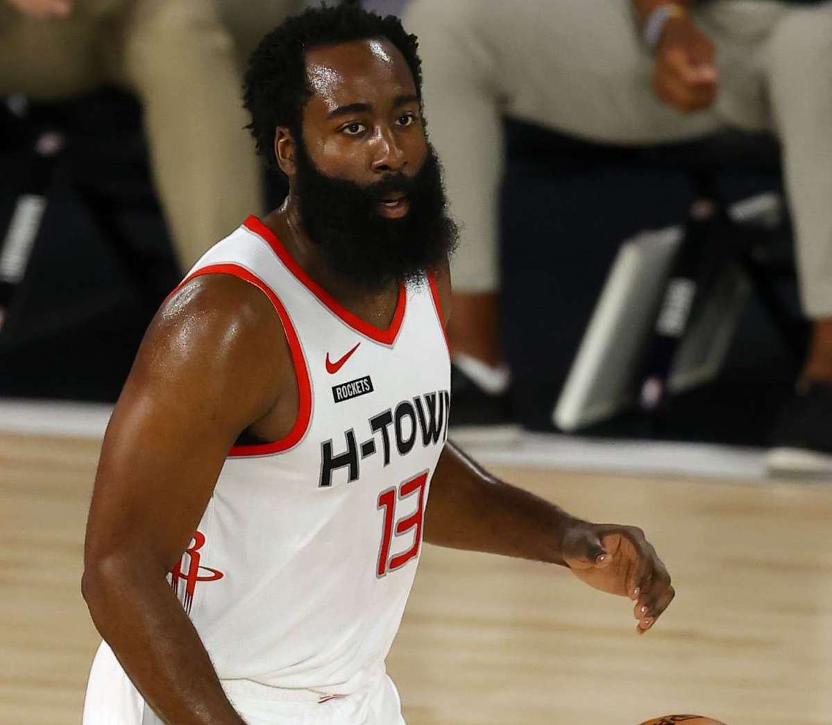 样不甘示弱 样不甘示弱